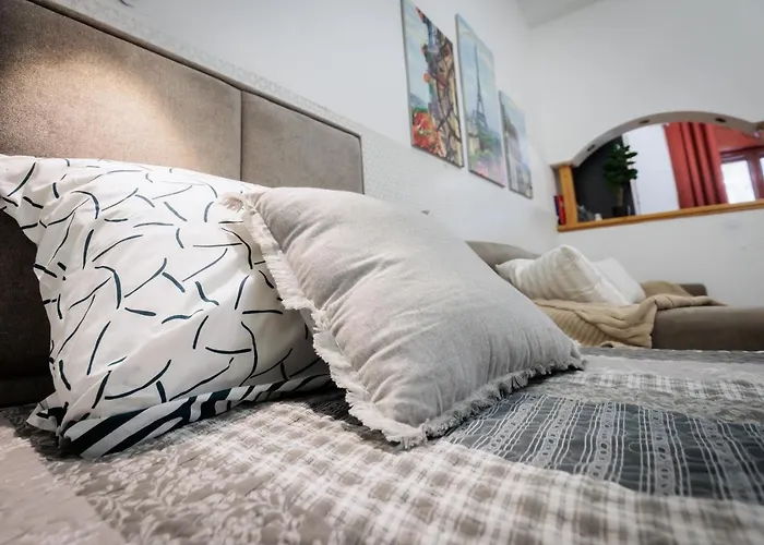 Apartments Pia